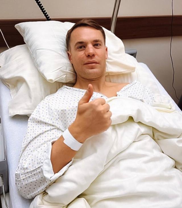 zhibo8-诺伊尔刚平纪录就开刀，拜仁队长什么时候能复出？