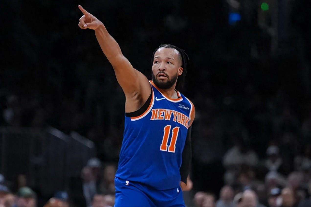 zhiboba-18投16分，球星成色还是不足！球迷：你就是亚历山大的玩具