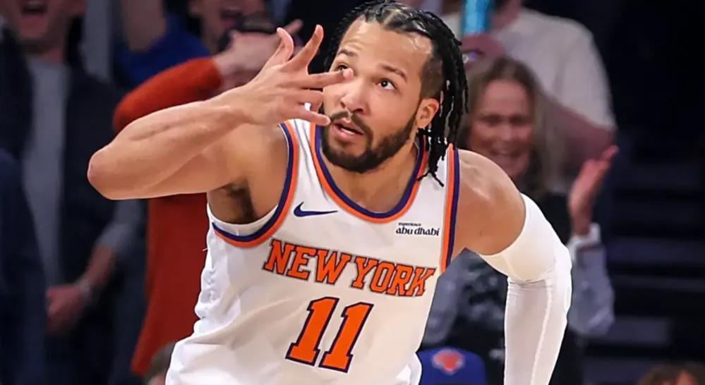 zhiboba-18投16分，球星成色还是不足！球迷：你就是亚历山大的玩具